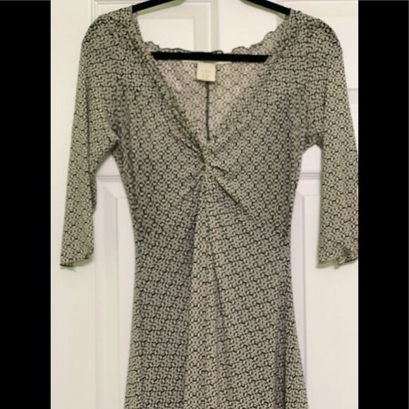 Max Studio V Neck Twist-Front Dress Geometric Print Black Cream Overlay - Picture 3 of 15